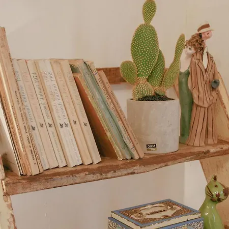 Sacre Bleu 3* Λέτσε