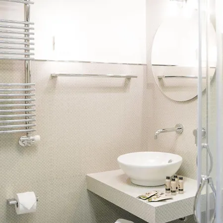 Sacre Bleu Apartments Guest house 3*