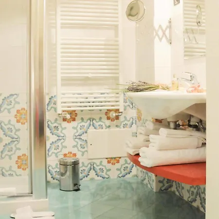 Guest house Sacre Bleu Apartments
