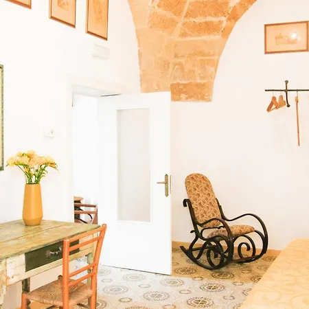 Sacre Bleu Apartments Guest house Lecce