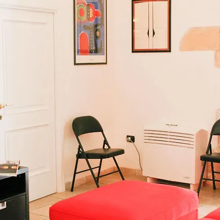 Sacre Bleu Apartments Guest house Lecce