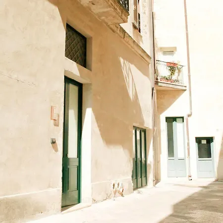 Sacre Bleu Apartments Lecce